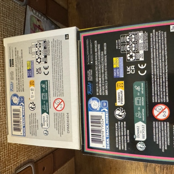 Funko Pop Freddy Fazbear and Moonlight Freddy Figures - Black, Green, Purple - Picture 6 of 6